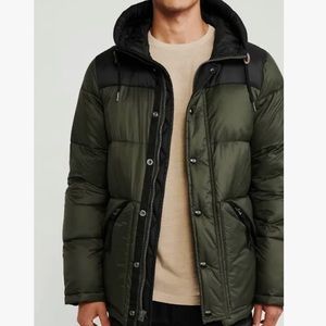 A & F Ultra Hooded Puffer Coat